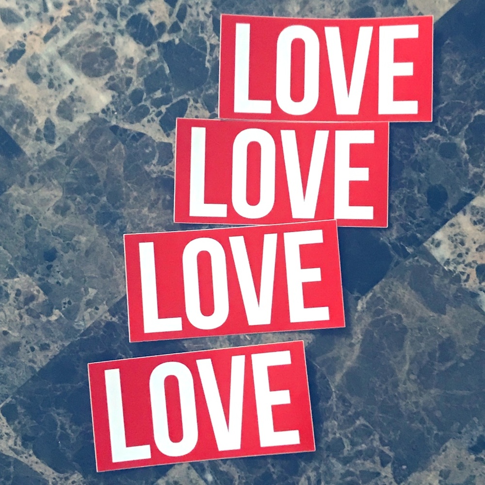 4 RED "LOVE" THE STiCKERS #lovethesticker